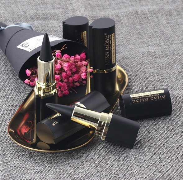 Waterproof Black Liquid Eyeliner Pen - Smudge-Proof Matte Finish Beauty Tool - Image 3