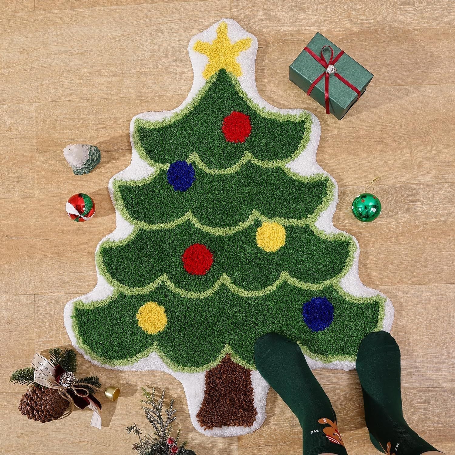 Nordic Christmas Tree Cashmere Mat - Image 3
