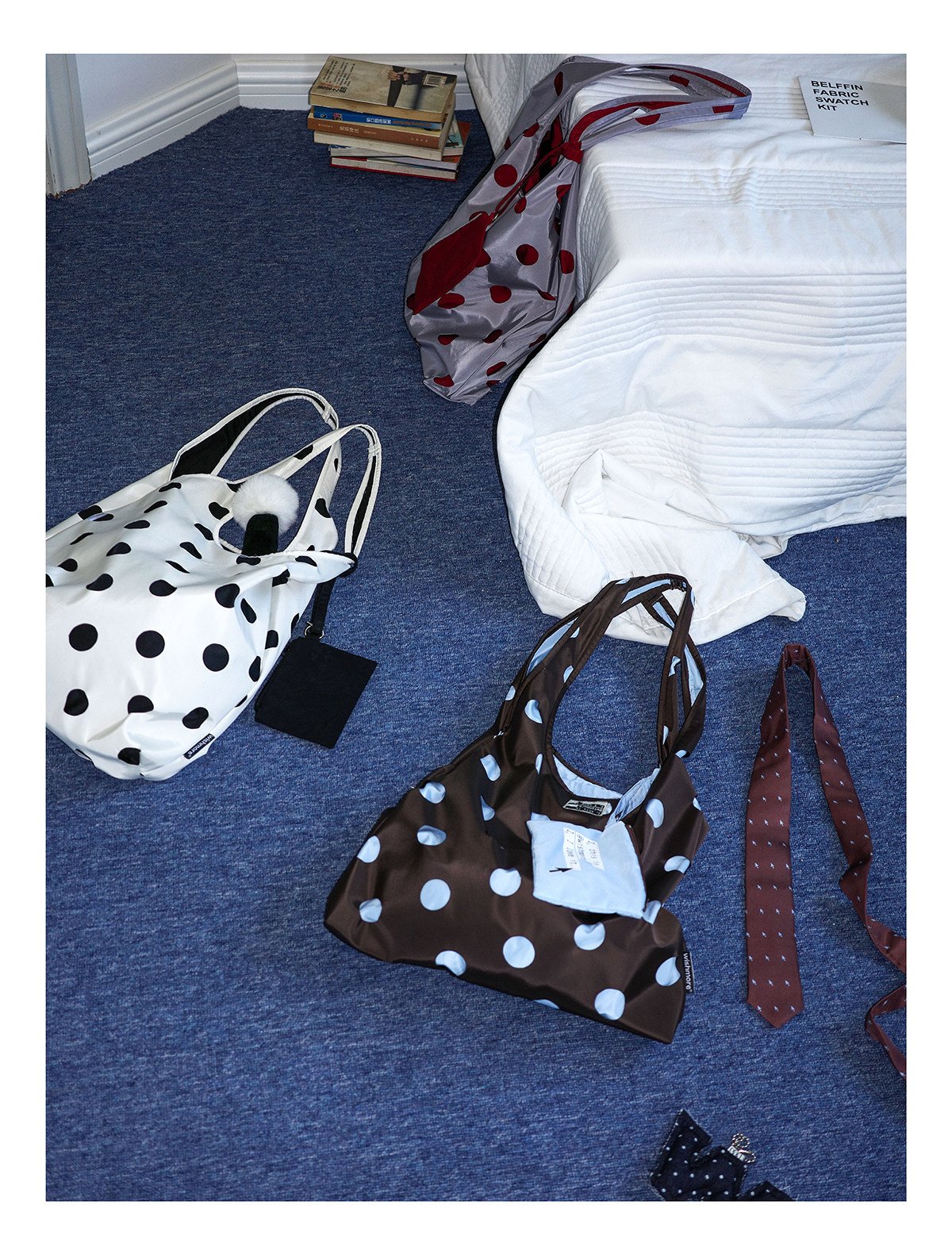 Punching Shoulder Bag Original Design Sense, Portable Large Capacity Polka Dot Handbag, Versatile Backpack Bag - Image 9