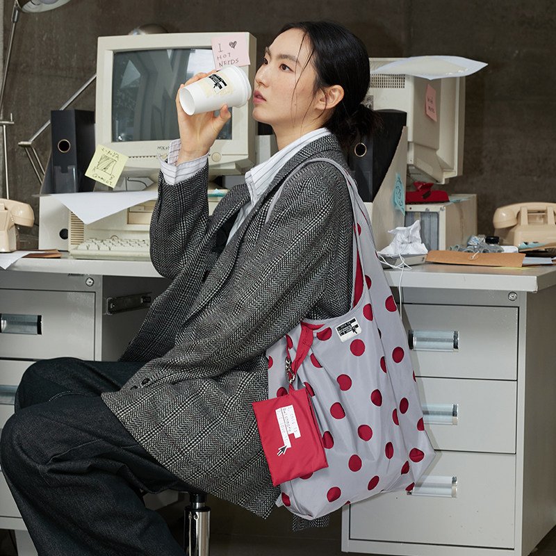 Punching Shoulder Bag Original Design Sense, Portable Large Capacity Polka Dot Handbag, Versatile Backpack Bag - Image 5