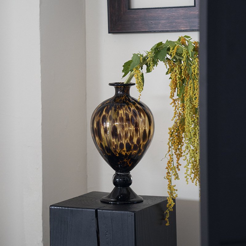 Light-luxury High-end Home Decor Vase With A Leopard Printartistic Soft Furnishing Piece - Image 2