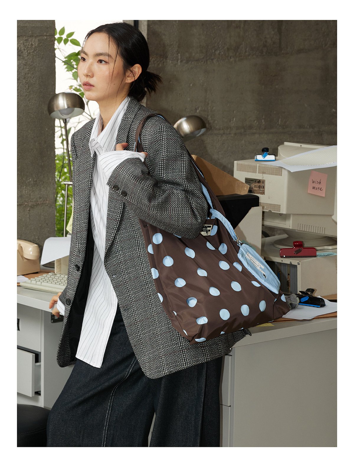 Punching Shoulder Bag Original Design Sense, Portable Large Capacity Polka Dot Handbag, Versatile Backpack Bag - Image 7